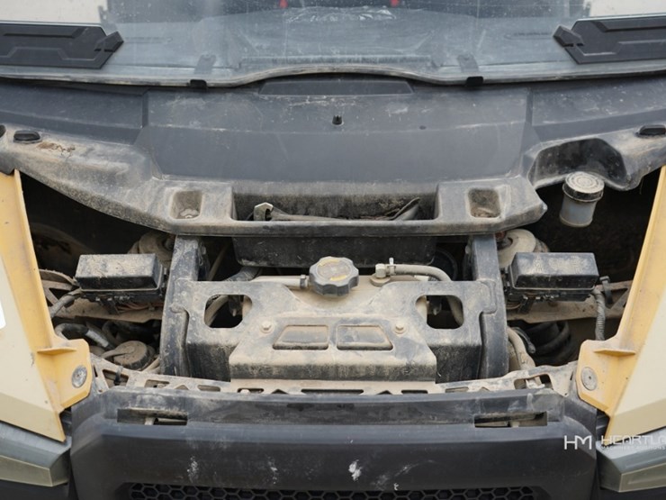 2019-caterpillar-cuv85-utv-image-28