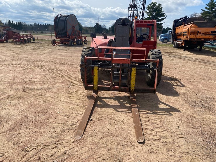 #1306-•-2018-skyjack-8,000lb-telehandler-image-2