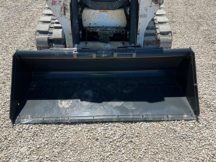2019-bobcat-t595-image-9
