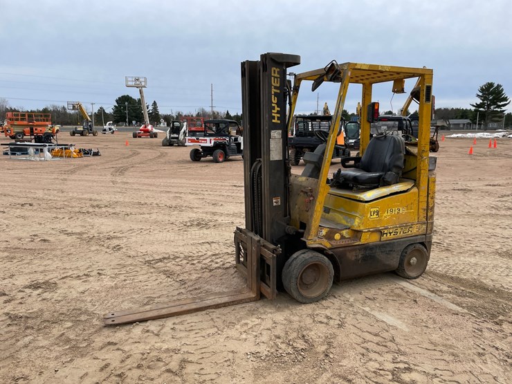 #1145-•-hyster-lp-forklift-image-1