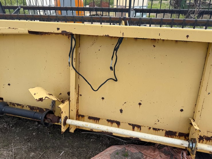 new-holland-973-image-8