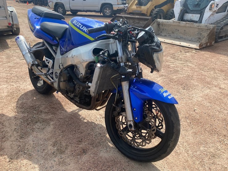 #1303-•-2002-suzuki-gsx-r600-motorcycle-(no-title)-image-2