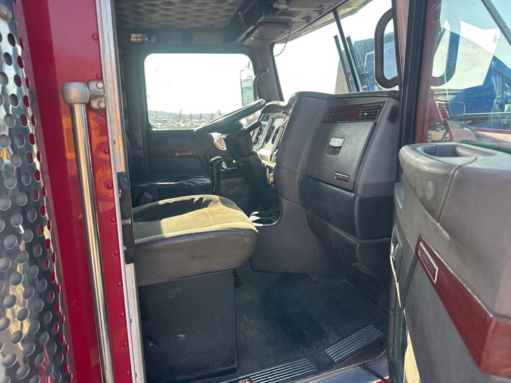 2006-kenworth-w900-image-29