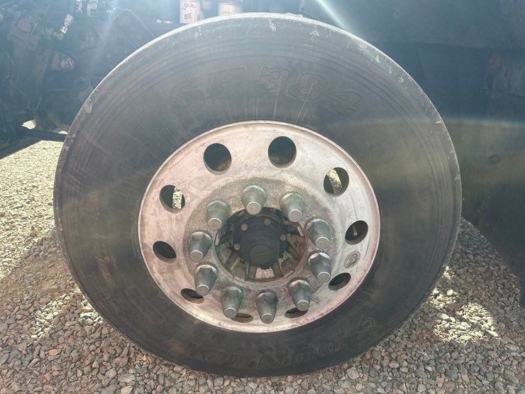 2002-mack-ch613-image-56