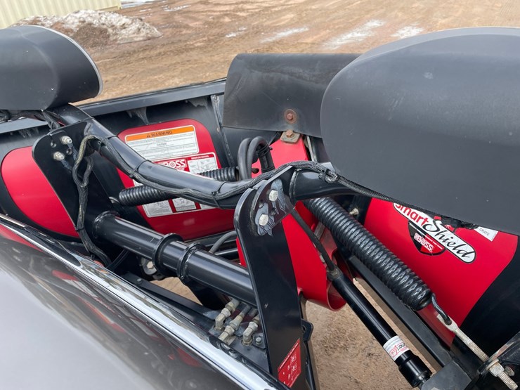 2013-chevrolet-silverado-2500hd-image-12