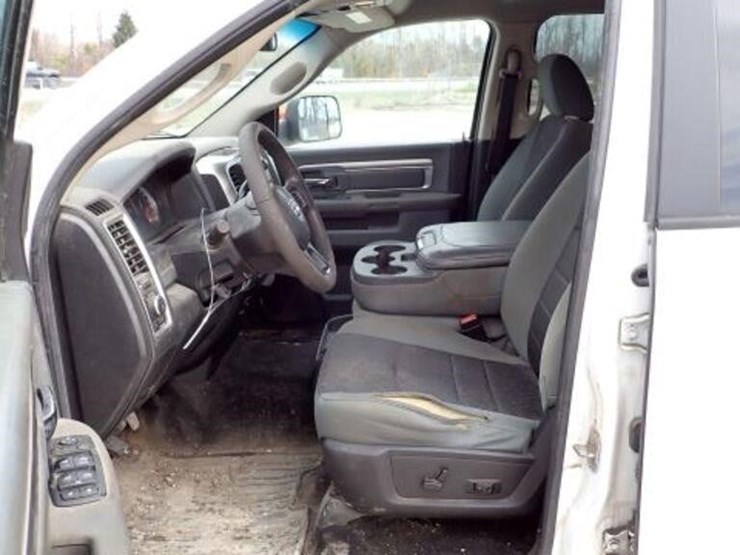 2018-ram-2500-hd-image-16