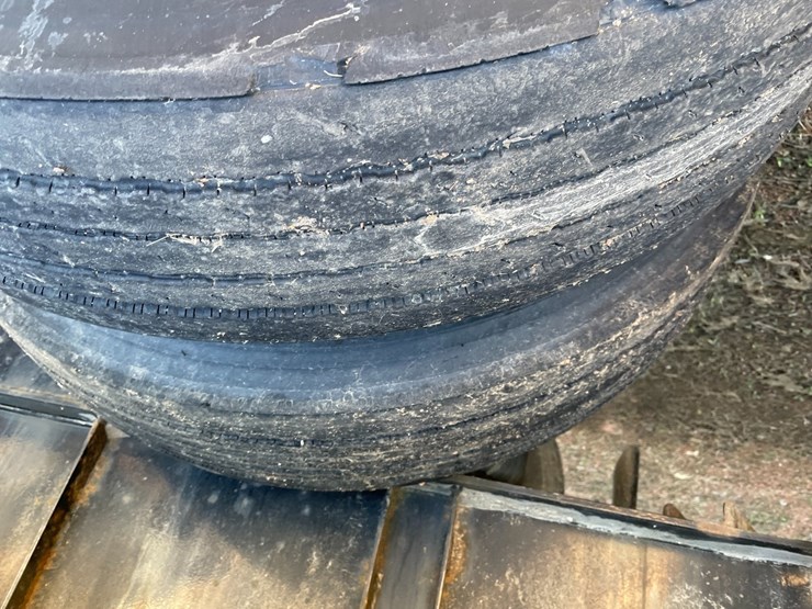 2008-fontaine-48'-flatbed-image-11