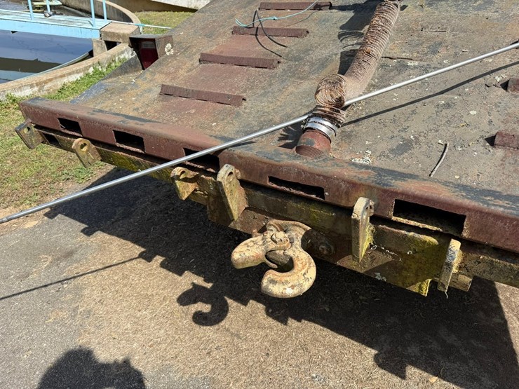 1982-ford-f700-image-25