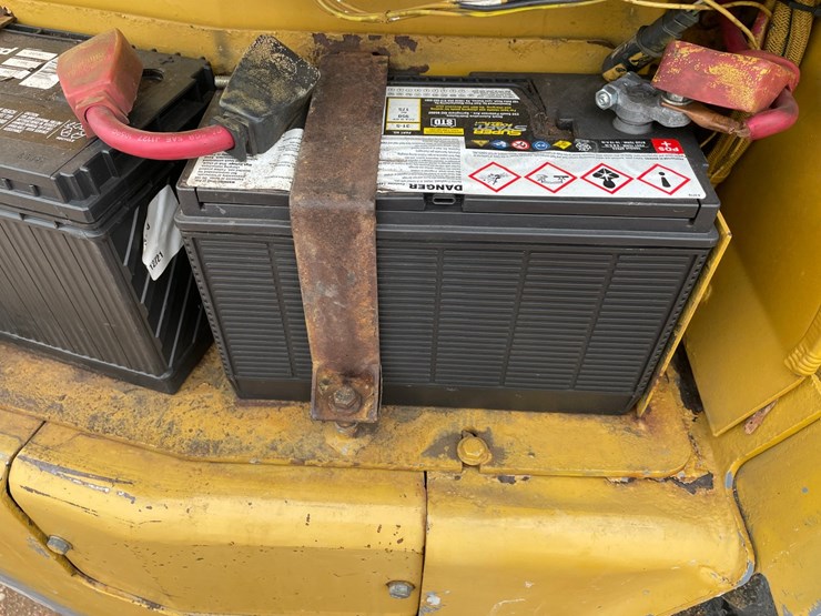 2002-caterpillar-914g-image-49