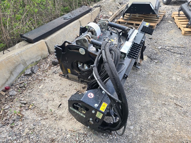 #22540-•-2022-caterpillar-pc306-skid-steer-planer-image-3