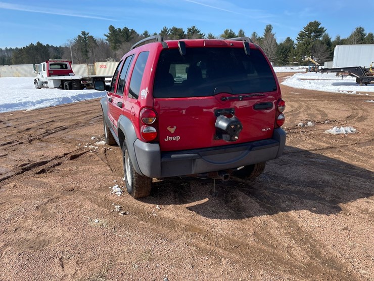2005-jeep-liberty-image-9