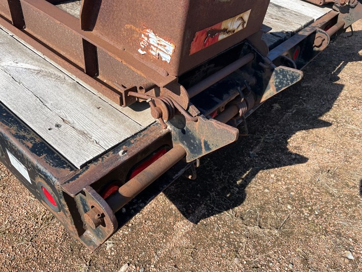 2002-towmaster-t-40-image-9