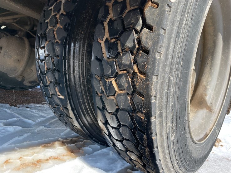 2000-international-4700-image-68