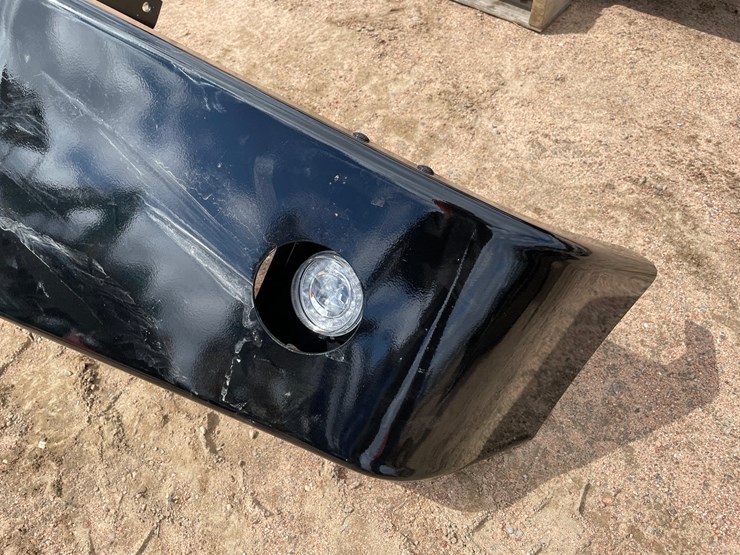 freightliner-108sd-image-6