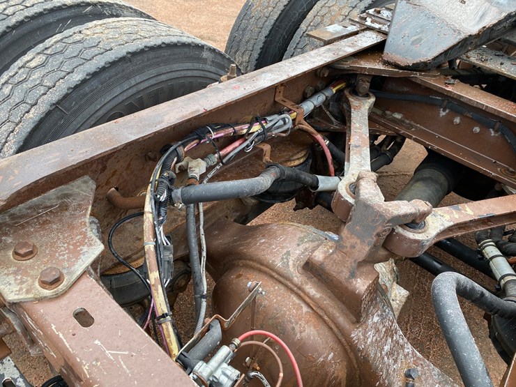 1998-kenworth-t800-image-26