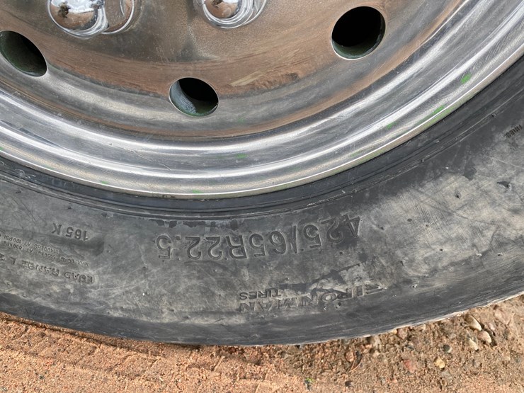 2015-kenworth-t800-image-35