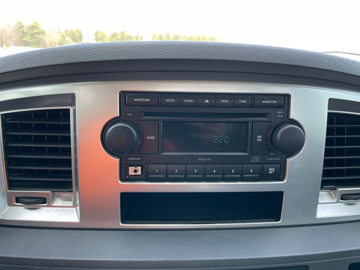 2007-dodge-ram-2500-image-38