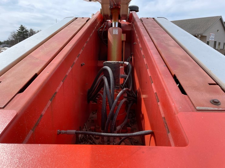 #1109-•-2008-snorkel-47j-boom-lift-image-16