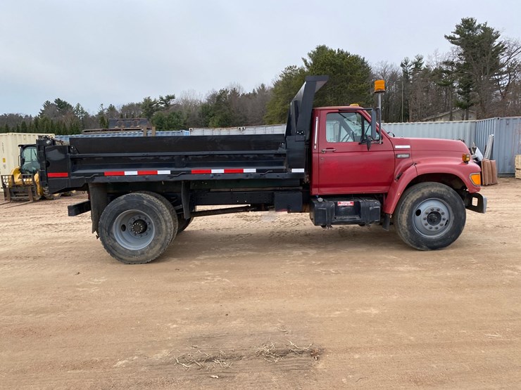 1995-ford-f700-image-5