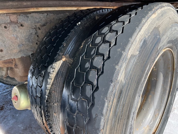 1999-international-4900-image-62