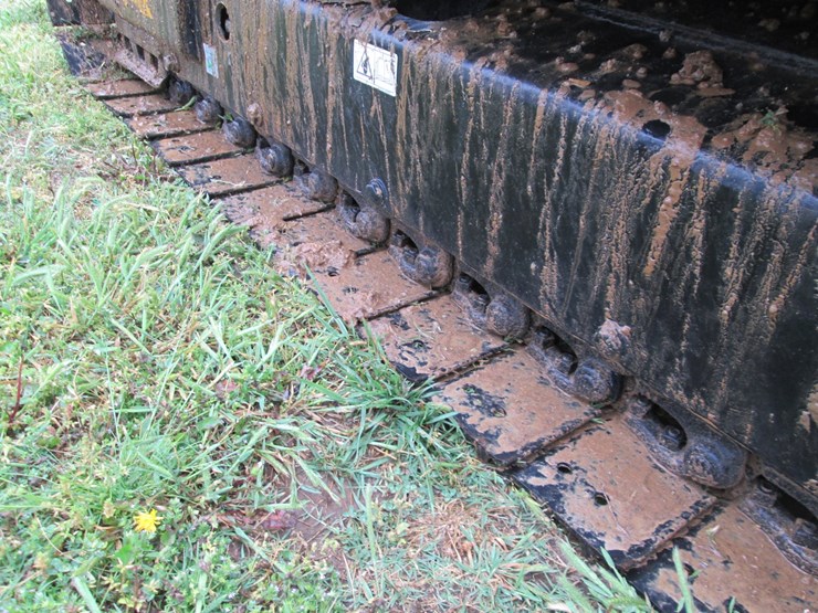 caterpillar-305.5-image-9