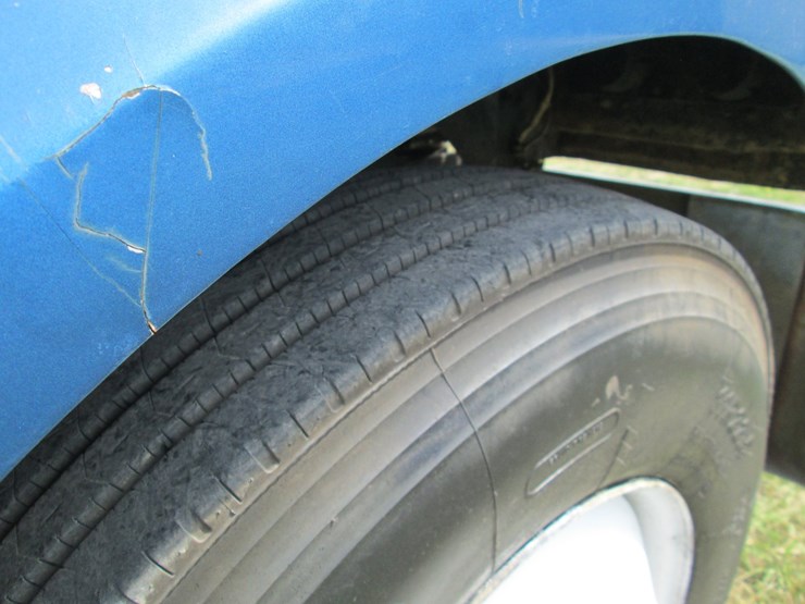 1999-caterpillar-c12-image-21