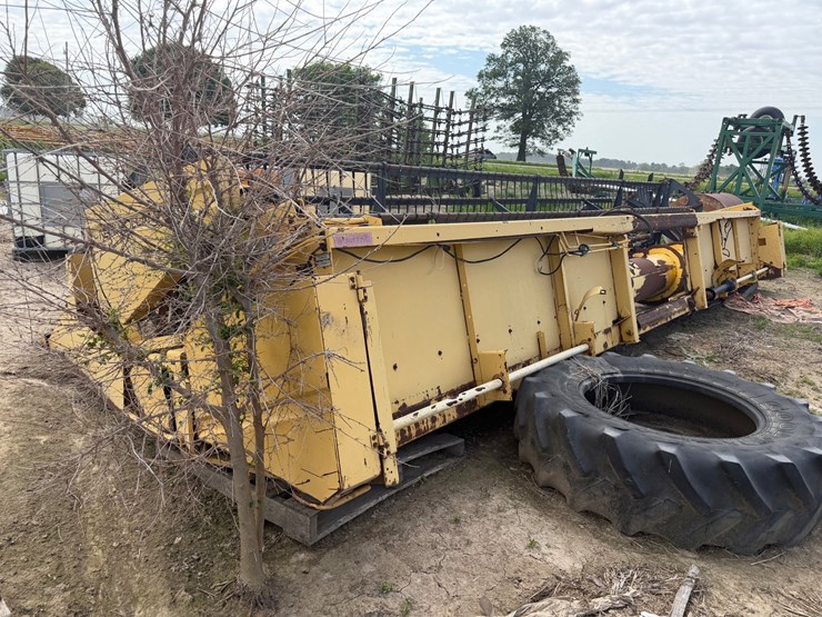 new-holland-973-image-2