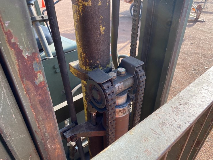 #1106-•-1989-hyster-forklift-image-12