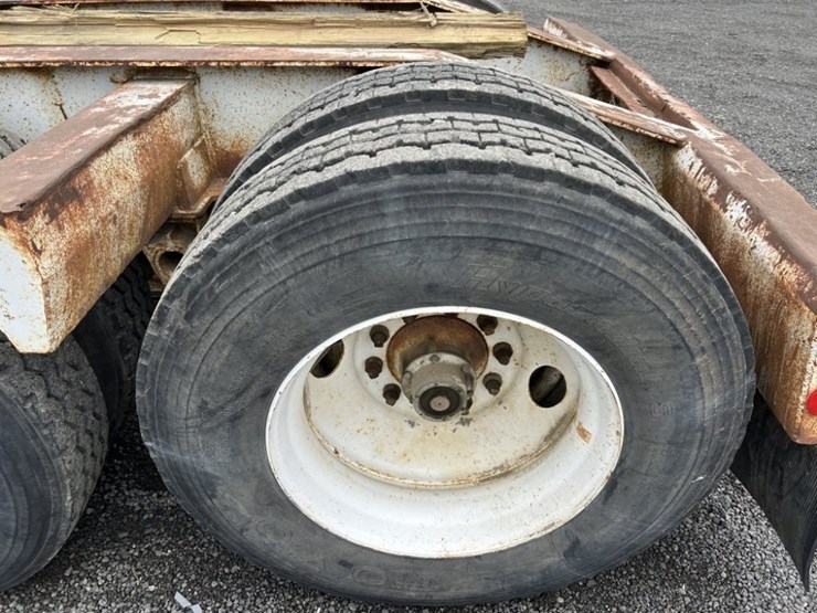 1973-fruehauf-trailer-image-13