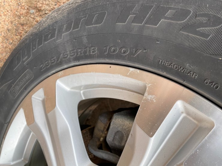 2017-gmc-terrain-sle-image-16