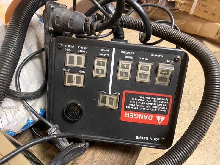 john-deere-7200-image-59