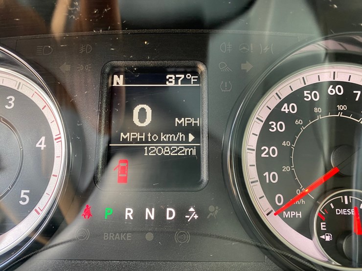 2018-dodge-ram-2500-image-44