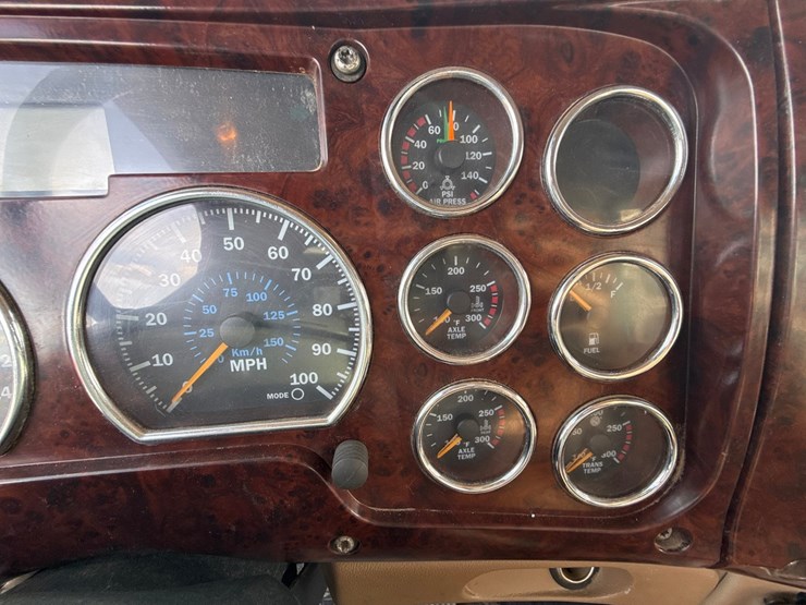 2007-mack-cl733-image-70