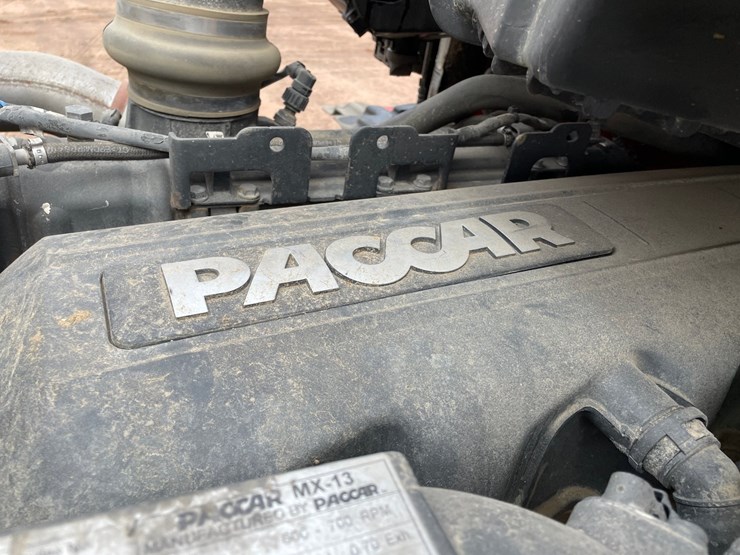 2016-kenworth-t680-image-64