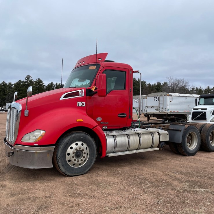 2016 KENWORTH T680