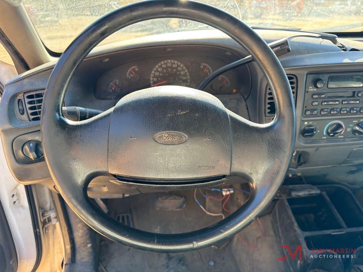 2001-ford-f150-xl-image-19