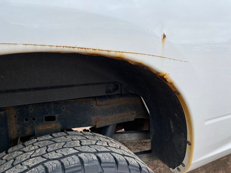 2017-dodge-ram-2500-image-32