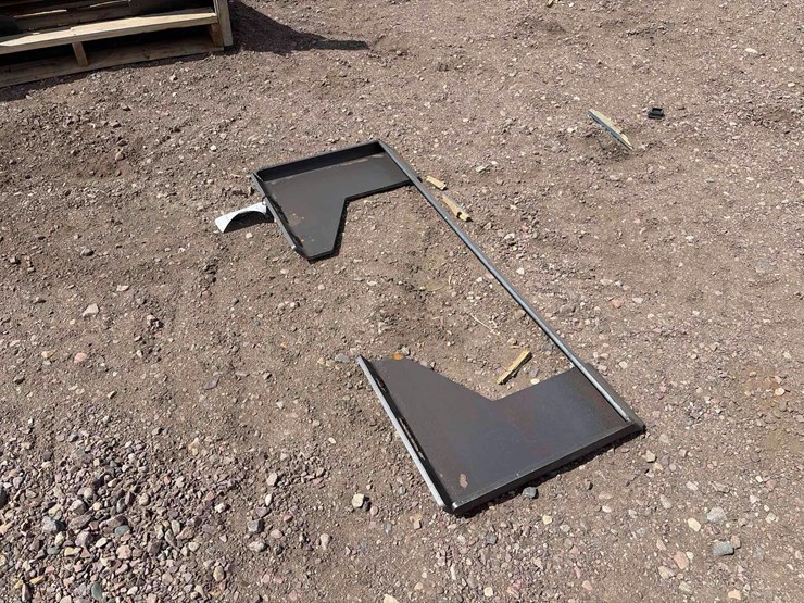 unused-2026-ecotric-3/8-in.-quick-tach-cut-out-mount-plate-image-1