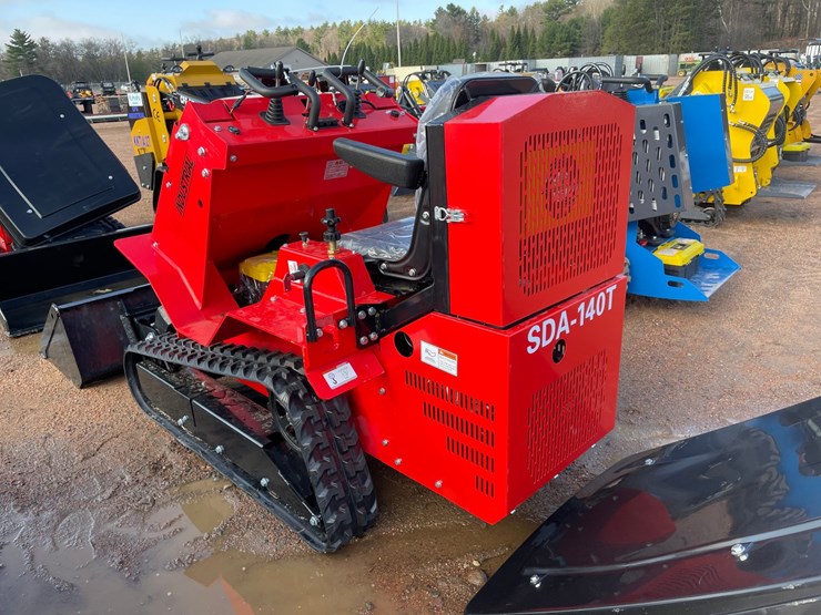 #1156-•-agt-sda-140t-tracked-ride-on-mini-skid-steer-image-6