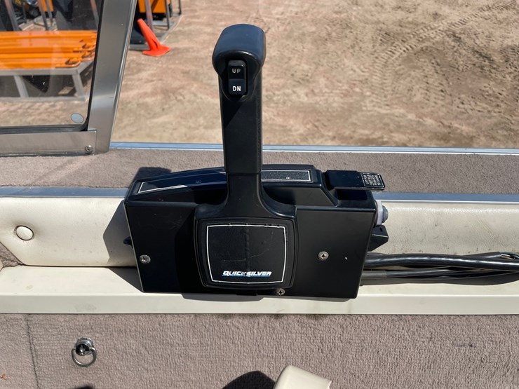 #1144-•-1998-smoker-craft-162-pro-mag-boat-with-trailer-(has-wi-title)-image-35