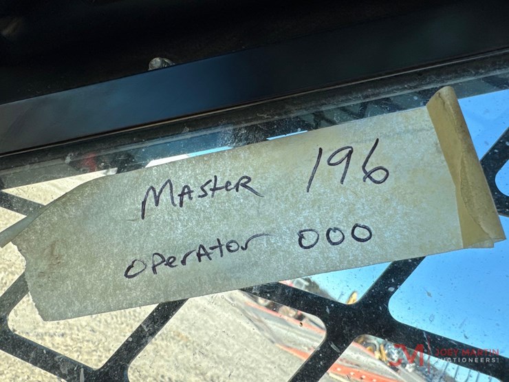 2018-deere-333g-image-19