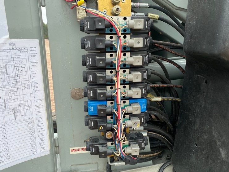 1995-skyjack-sjkb33n-image-17