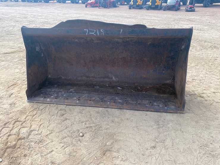 caterpillar-80-image-2