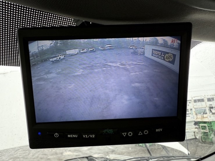 2017-ford-f550-sd-image-38