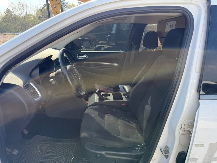 2019-dodge-durango-image-31