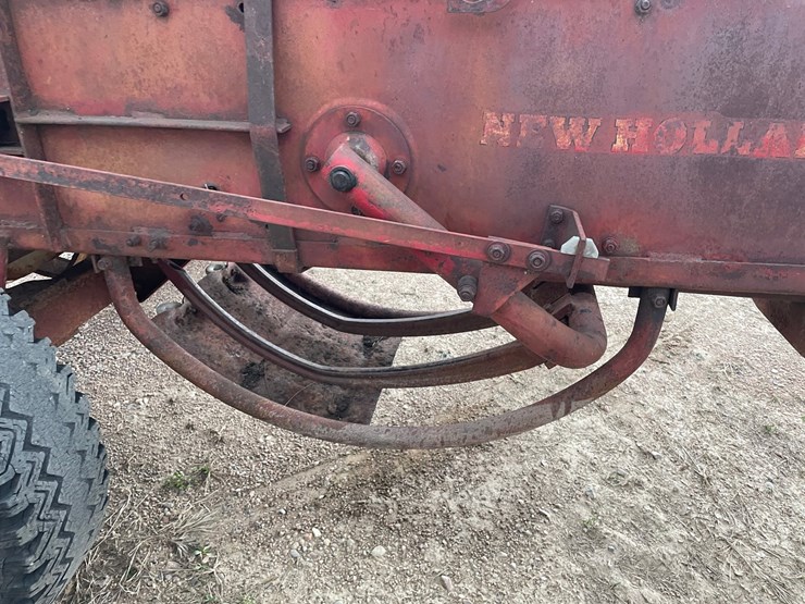 new-holland-68-image-12