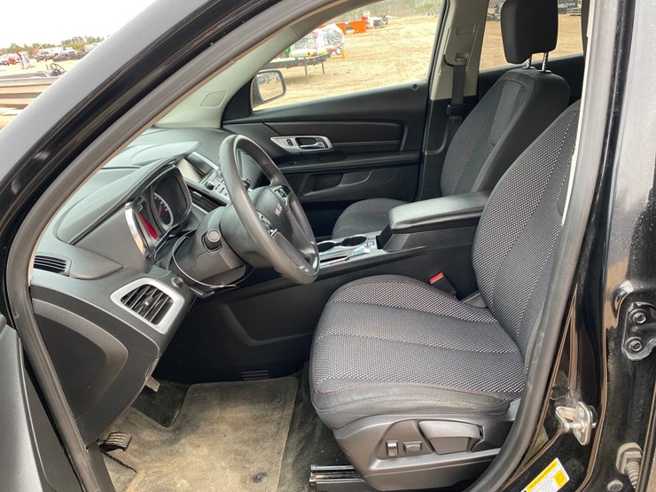 2017-gmc-terrain-sle-image-30