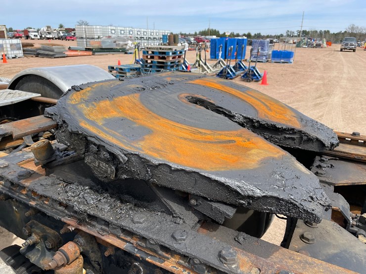 2009-kenworth-w900-image-37