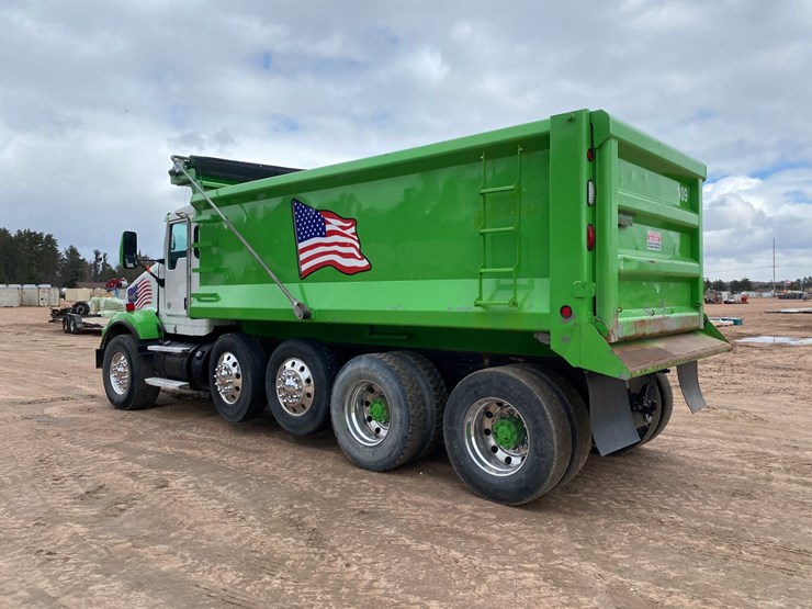 2015-kenworth-t800-image-9