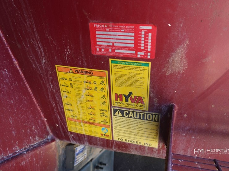 2018-mack-granite-gu713-image-40